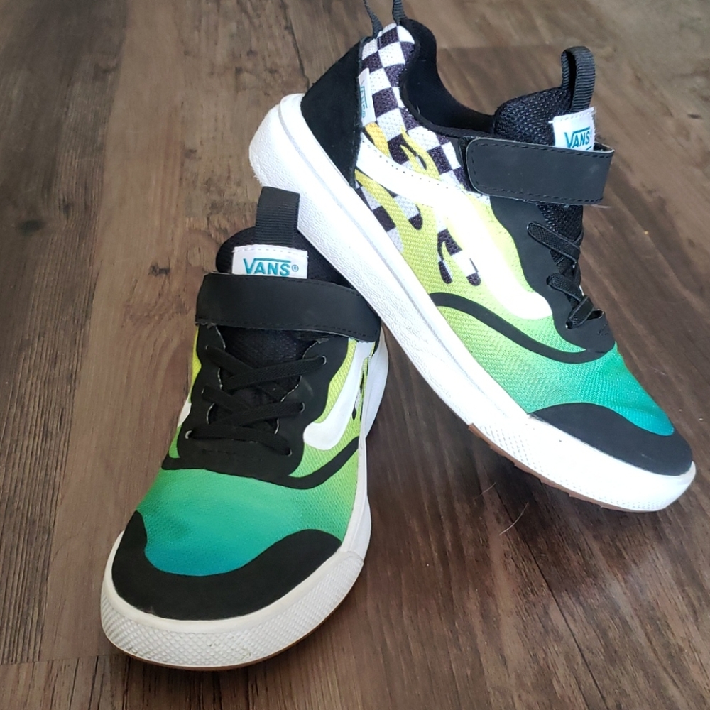 Vans® Kids UltraRange Rapidweld Low Top Sneakers
